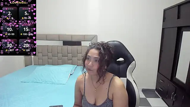gabrielaponce11 online show from 05-05-26, 01:36