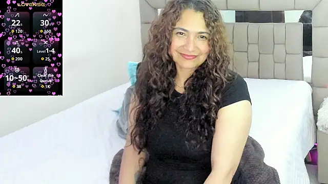 gabrielaponce11 online show from 05-10-26, 03:32