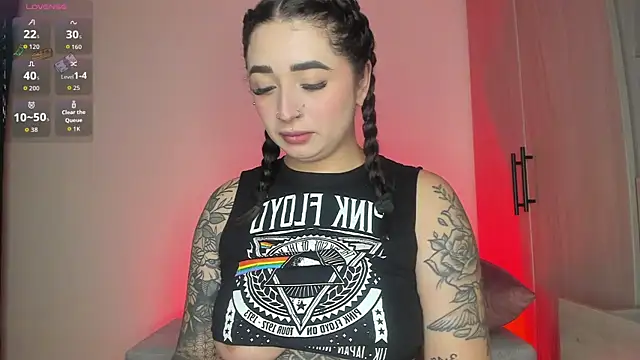 scarlett Collinss online show from 05-11-26, 12:06