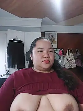 LianaCruzado online show from 06-12-26, 09:07