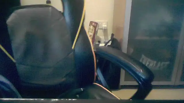 LondonMan1988 online show from 11-22-25, 10:52