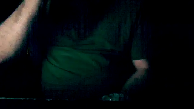 Snapshot of LondonMan1988 chatting on 02-09-26, 07:56 LondonMan1988 online show from 02-09-26, 07:56