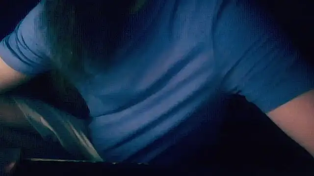 Snapshot of LondonMan1988 chatting on 01-18-26, 08:56 LondonMan1988 online show from 01-18-26, 08:56