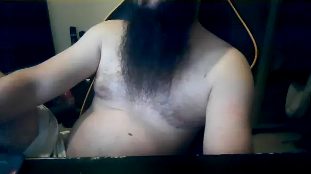 Snapshot of LondonMan1988 chatting on 02-16-26, 01:04 LondonMan1988 online show from 02-16-26, 01:04