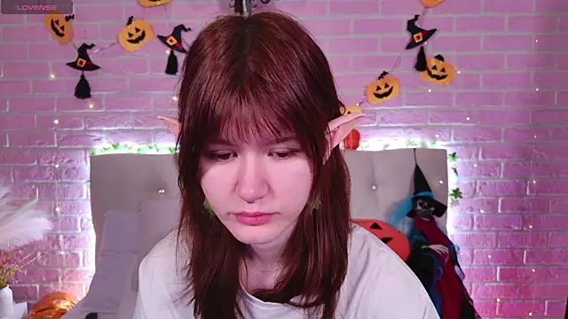 Aria Vox online show from 10-25-25, 03:49