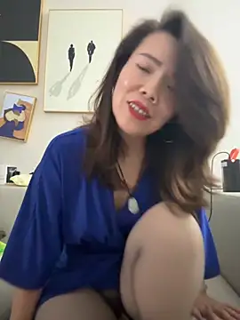 anna yngs online show from 10-12-25, 12:56