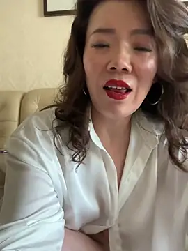 anna yngs online show from 06-04-26, 03:33