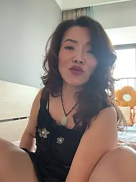anna yngs online show from 07-15-26, 05:47