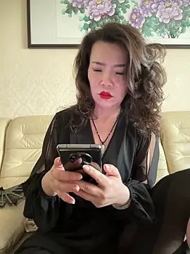 anna yngs online show from 06-24-26, 06:34
