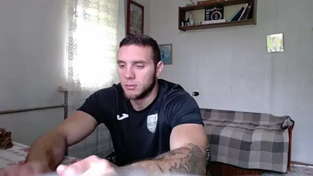 Jordan1Dior online show from 10-09-25, 07:20