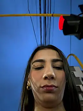 -juicy  online show from 01-10-26, 11:11