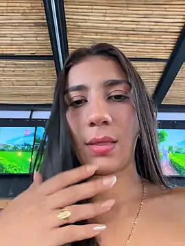 -juicy  online show from 12-14-25, 09:42