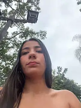 -juicy  online show from 11-28-25, 10:10