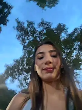 -juicy  online show from 11-30-25, 10:43