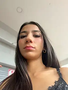 -juicy  online show from 05-03-26, 09:40