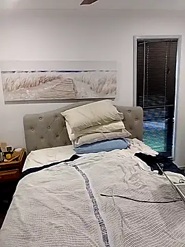 iamthepublickmasterbater online show from 10-31-25, 08:49