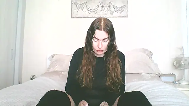 EllaKent online show from 04-14-26, 09:14