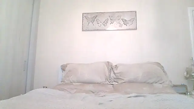 EllaKent online show from 03-08-26, 05:16