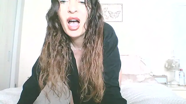 EllaKent online show from 04-07-26, 09:11