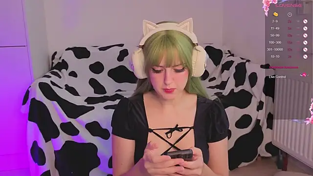 bananasgirl online show from 09-14-25, 06:25