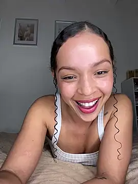 Yasmin777  online show from 04-07-26, 03:30