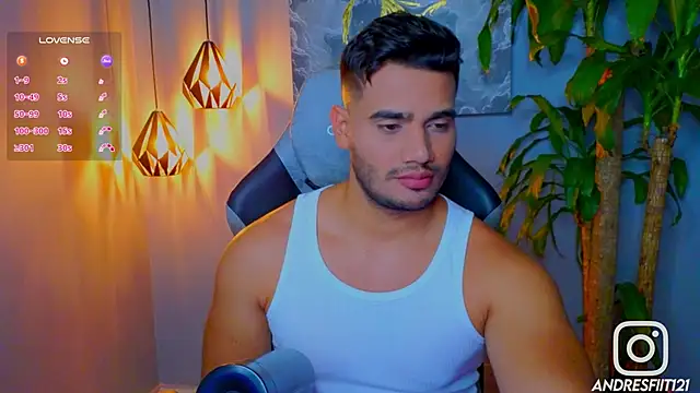 AndresR3 online show from 10-07-25, 12:55