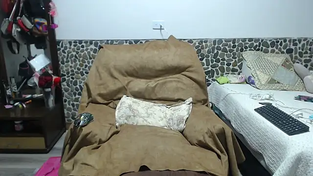 Miilu74 online show from 02-21-26, 03:30