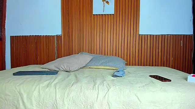 David niet online show from 11-18-25, 05:49