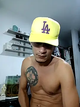 Alejobig27 online show from 11-26-25, 06:13