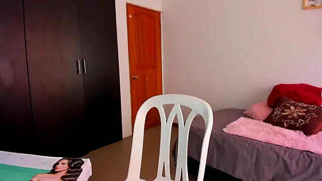 Ana  Pink online show from 10-26-25, 08:20