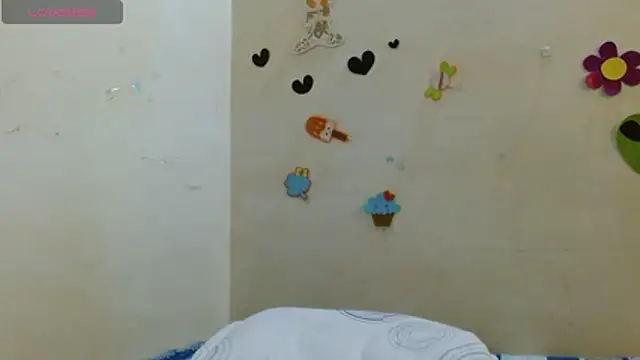 Akasha001 online show from 12-05-25, 11:42