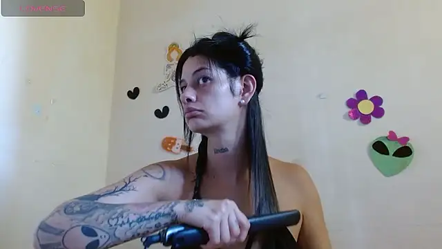 Akasha001 online show from 01-14-26, 03:59