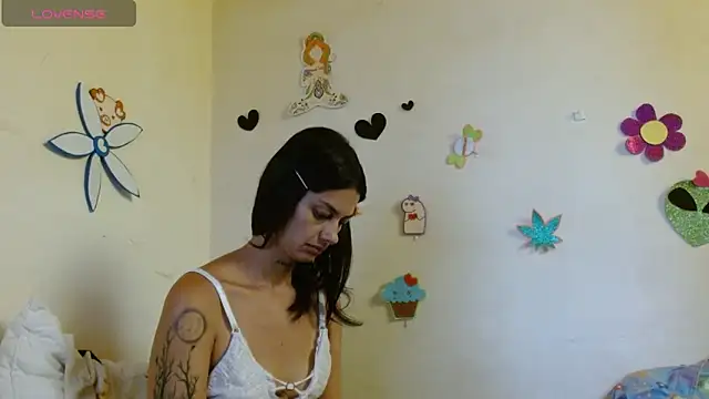 Akasha001 online show from 10-08-25, 02:40