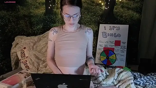 kohlbird online show from 09-25-25, 04:18