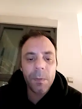 manchego85 online show from 12-04-25, 08:19