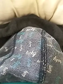 Snapshot of Tolgaistanbul34 chatting on 03-25-26, 11:42 Tolgaistanbul34 online show from 03-25-26, 11:42