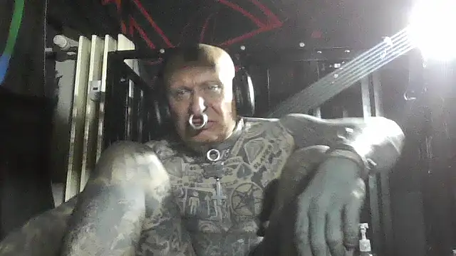 Snapshot of object857 chatting on 02-11-26, 09:14 object857 online show from 02-11-26, 09:14