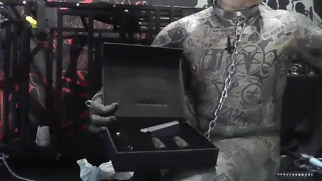 object857 online show from 04-11-26, 01:26