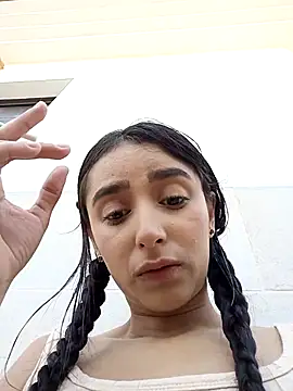 Snapshot of CandyFoxter_ chatting on 10-12-25, 08:16 CandyFoxter  online show from 10-12-25, 08:16