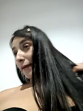 Snapshot of CandyFoxter_ chatting on 10-02-25, 08:45 CandyFoxter  online show from 10-02-25, 08:45