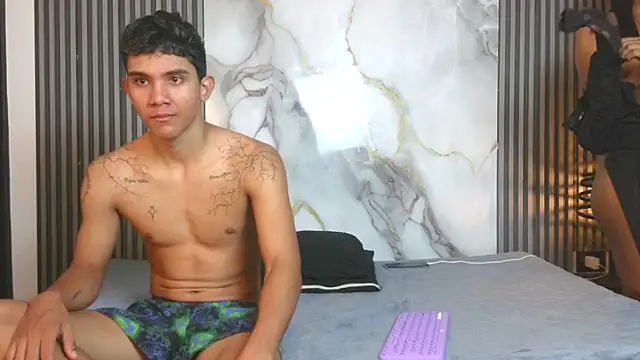 RihanandDrake online show from 11-02-25, 08:58