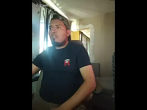 Doggo05 online show from 11-02-25, 06:46