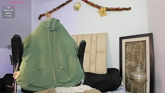 blue wxw online show from 02-12-26, 06:13