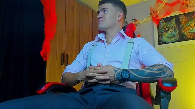 ALPHA DOMINUS  online show from 10-14-25, 03:18