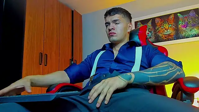 ALPHA DOMINUS  online show from 09-19-25, 03:43