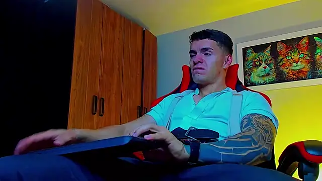 ALPHA DOMINUS  online show from 09-22-25, 03:56