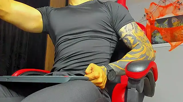 ALPHA DOMINUS  online show from 10-16-25, 03:59