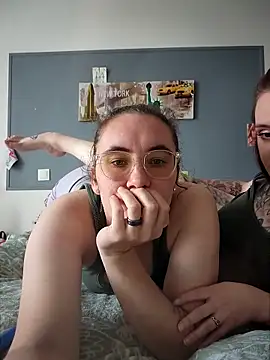 AndHerXO online show from 03-12-26, 12:31