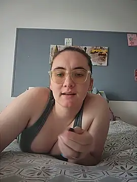 AndHerXO online show from 06-09-26, 11:55