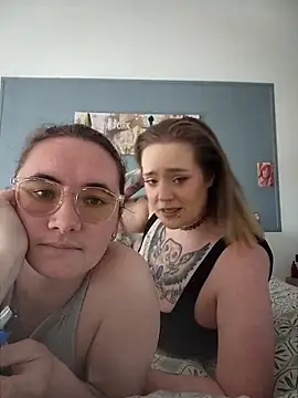 AndHerXO online show from 05-01-26, 03:06